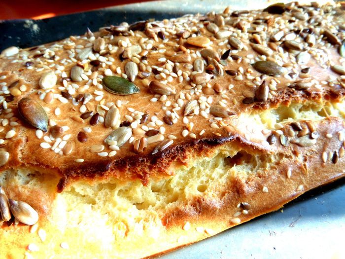 Пирог с капустой и черносливом