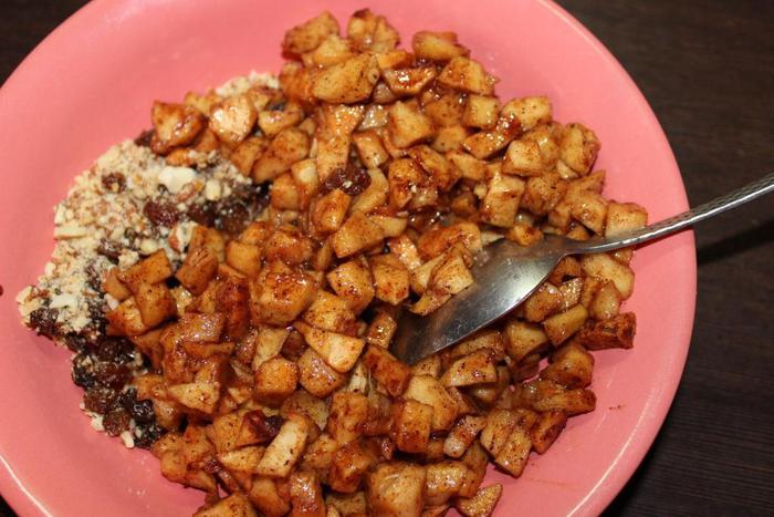 Мороженое со вкусом яблочного штруделя