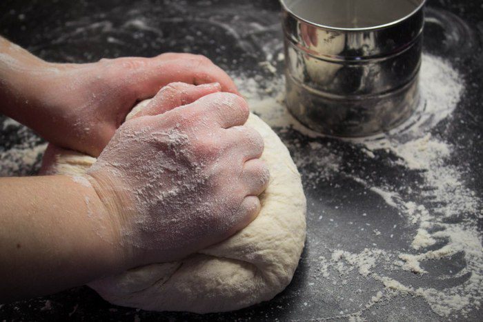 Лепешки с сыром, чесноком  и зеленью