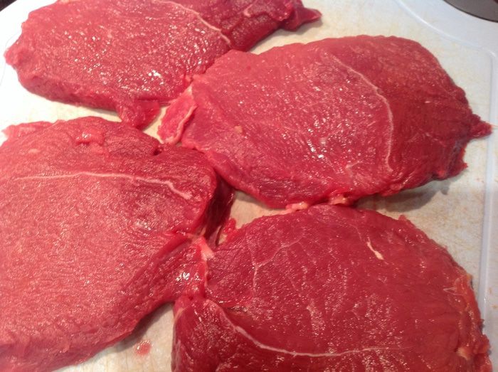 Говядина, тушенная с морковью