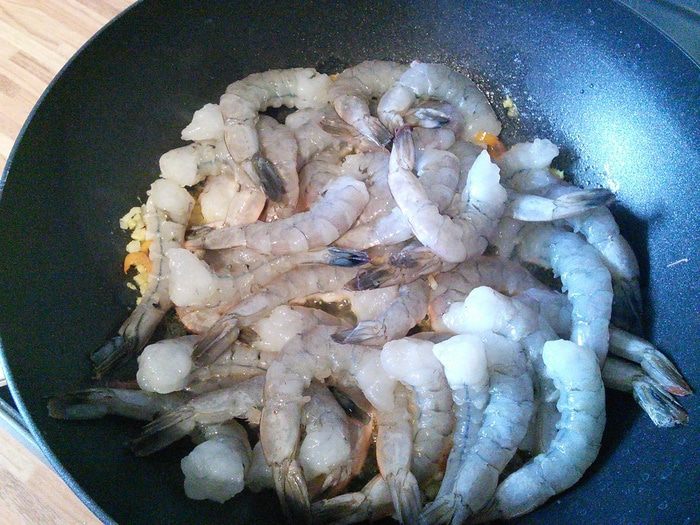 Креветки под соевым соусом