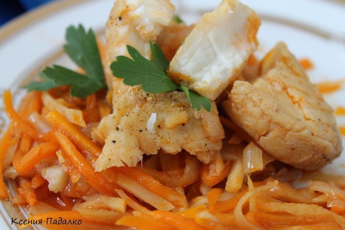 Голубая акула в овощах