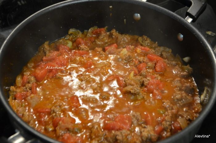 Итальянская паста с мясным соусом