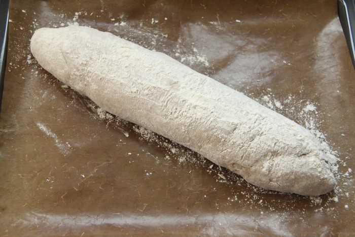 Анисовый хлеб на темном пиве