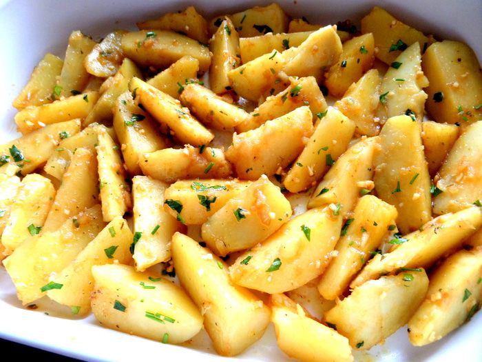 Запеченный картофель со специями