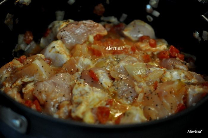 Тушеная курица по-мексикански