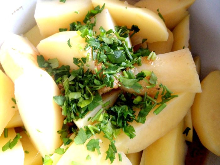 Запеченный картофель со специями