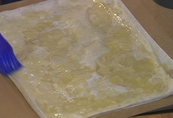 Пирог из фило с бананами и инжиром 