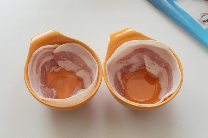 Мясные кексы с перепелиными яйцами