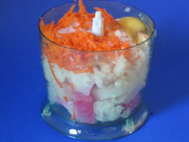 Паровые рыбные котлеты