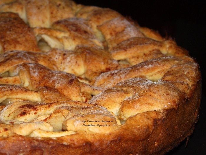 Яблочный пирог