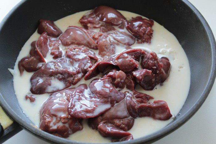 Паштет куриный со сливово-клюквенным желе