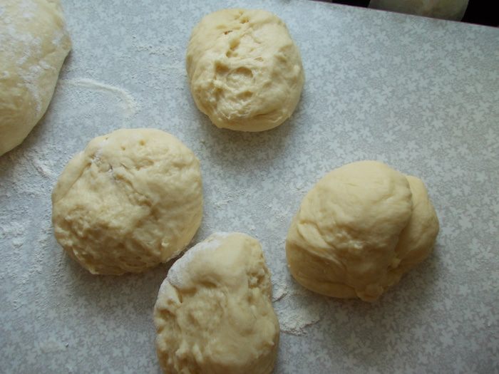 Пирожки с вишней 