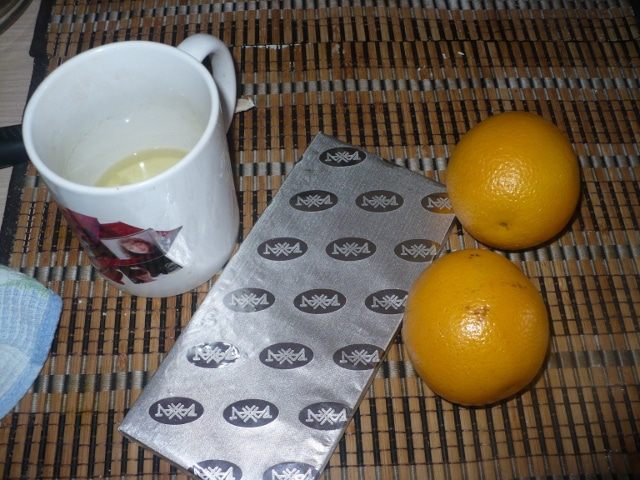 Шоколадный торт со взбитыми сливками