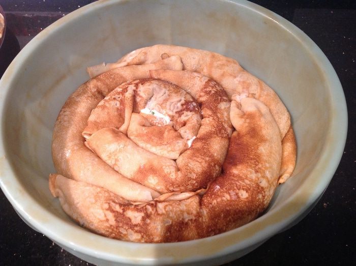 Закусочный блинный пирог