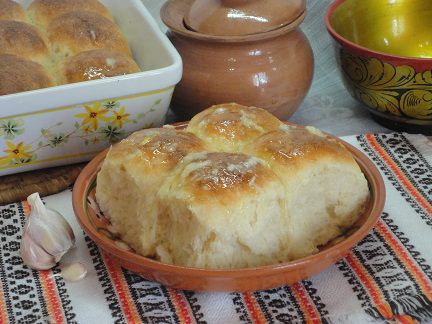 Украинские пампушки с чесноком