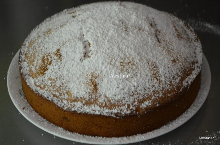 Морковный кекс со сливой