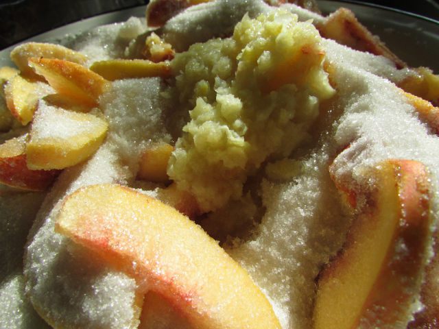 Варенье из нектаринов и лимона