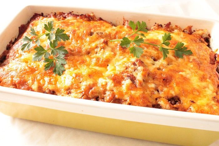 Запеканка из говяжьего фарша с луком-пореем и картофелем