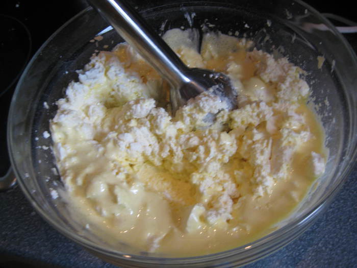 Мини-чизкейки с вишней