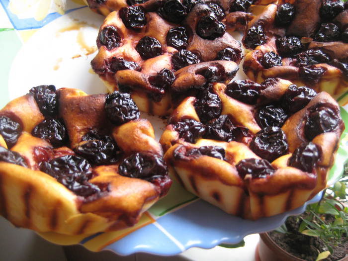 Мини-чизкейки с вишней