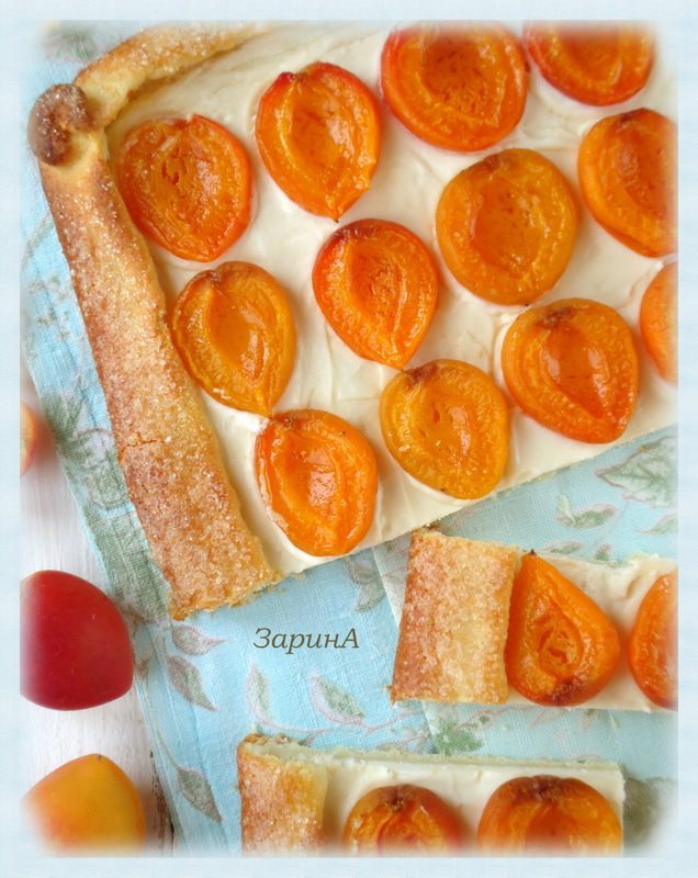 Пирог с абрикосами на творожном тесте