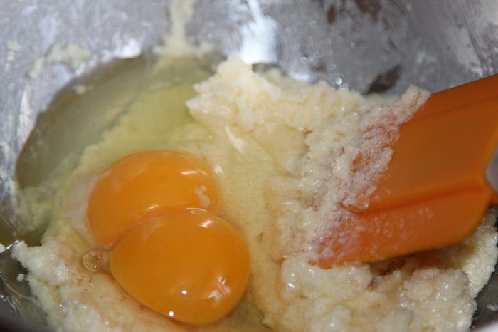 Ореховые рогалики из картофельного теста