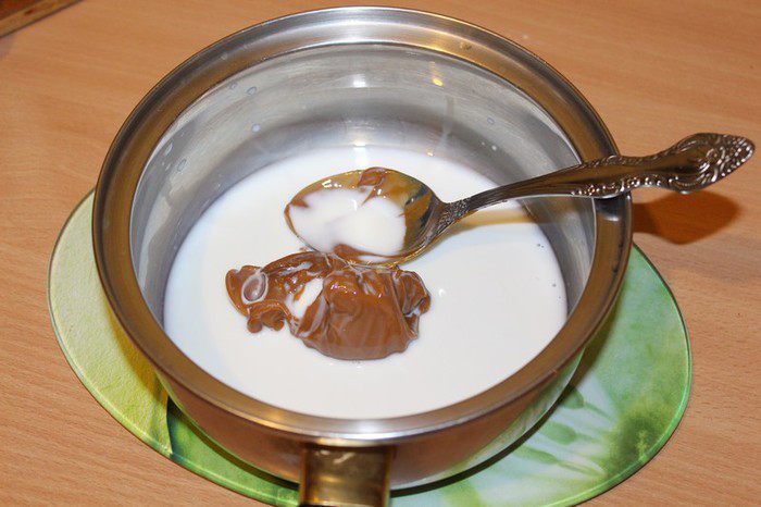 Карамельный кекс с  глазурью