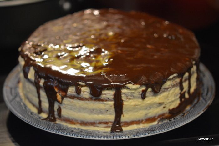 Маковый торт с вареной сгущенкой