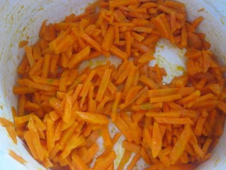 Марокканская овощная похлебка с гренками