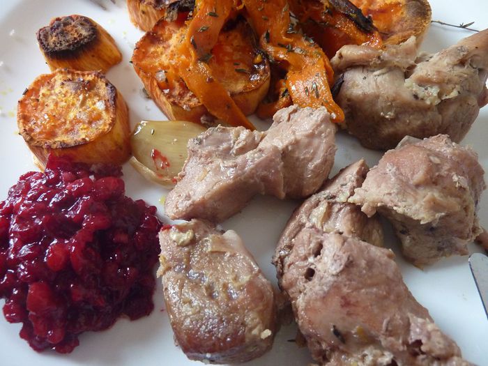 Тунец с яблоком