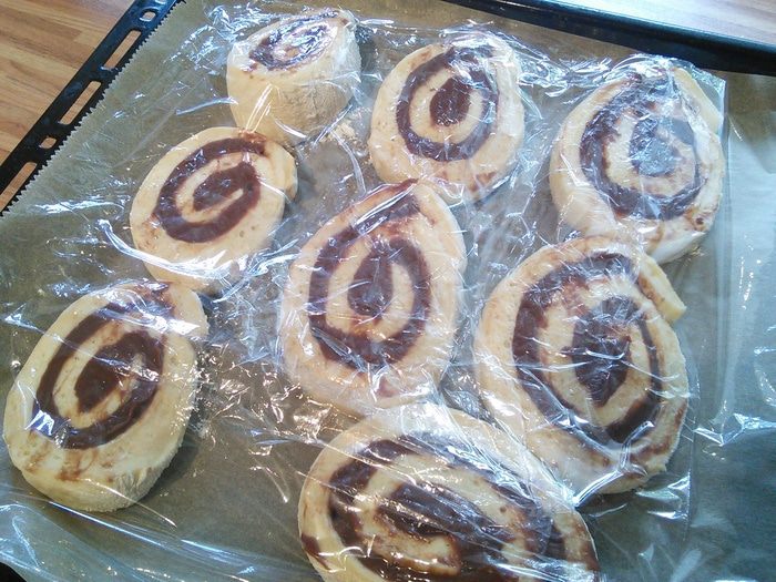 Улитки с шоколадным кремом-пудингом