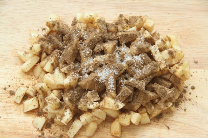 Яблочный хлеб с розмарином