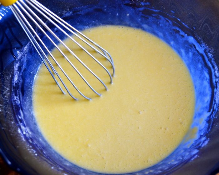 Французский яблочный пирог (Gâteau invisible aux pommes)