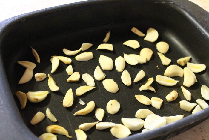 Свиная корейка на чесночной подушке