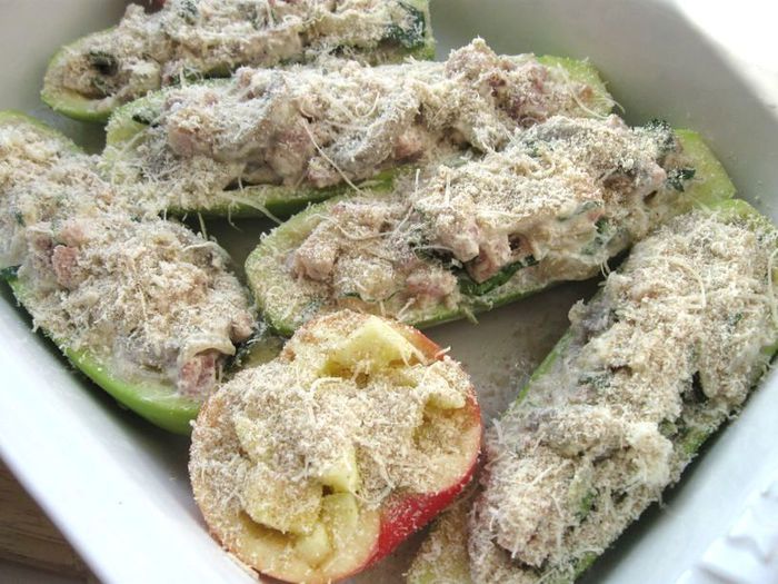 Кабачки, фаршированные грибами 