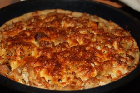 Осенний пирог с лисичками на картофельном тесте