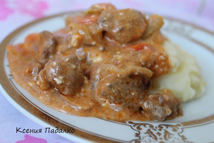 Индейка в томатно-сырном соусе