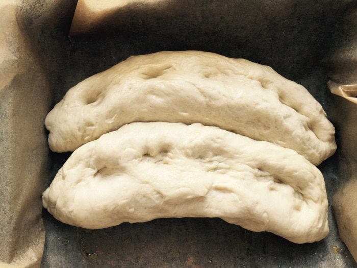 Фокачча-Сосидж Ролл (Sausage Roll Focaccia)