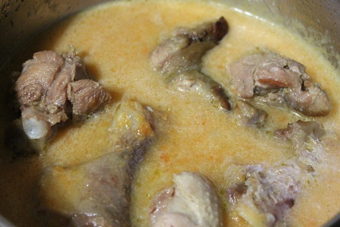 Тушеные крылья индейки