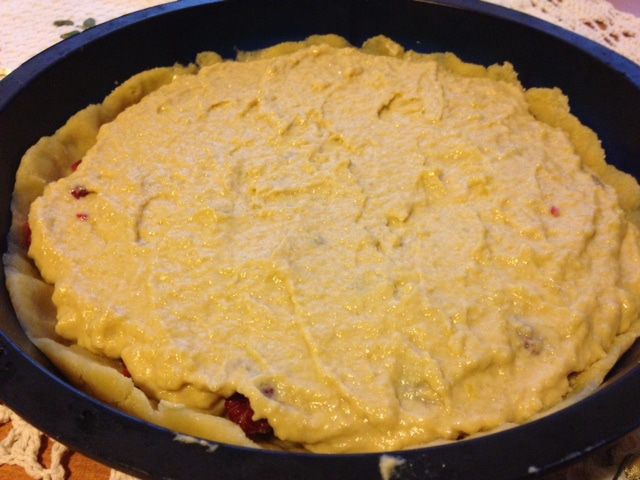 Тарт с малиной и заварным медовым кремом