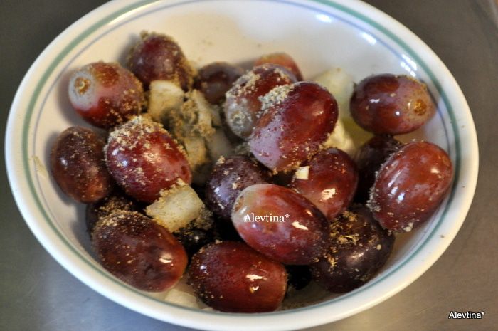 Акорн-тыква с виноградом