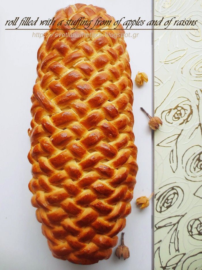 Пирог &amp;quot;Плетенка&amp;quot; с начинкой из яблок и изюма
