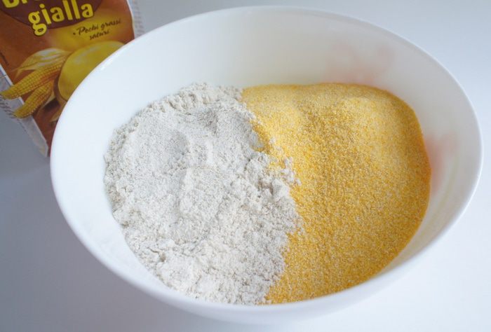 Булочки бездрожжевые с тыквенными семечками