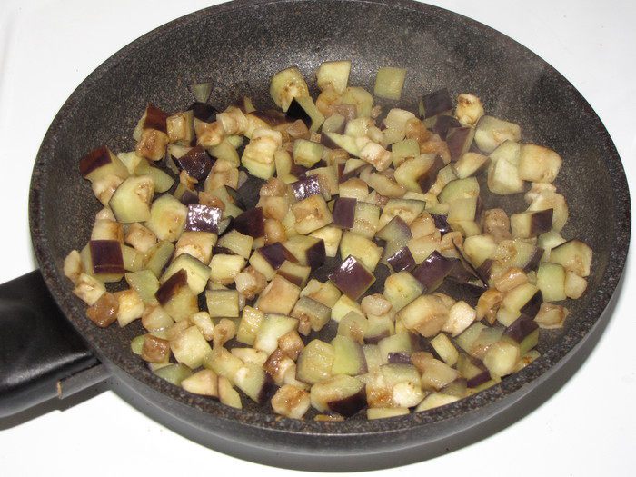 Мясные шарики в томатно-апельсиновом соусе с гарниром