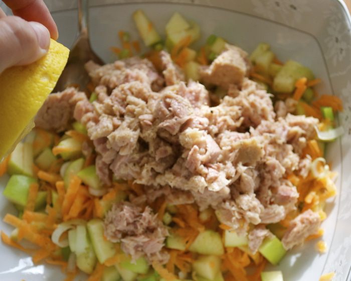 Салат с тунцом (TUNA SALAD)