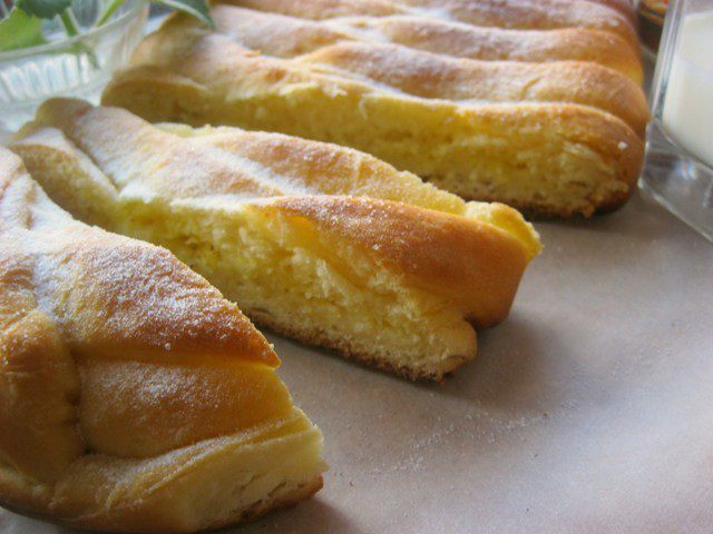 Пирог-косичка со сливочно-лимонной начинкой