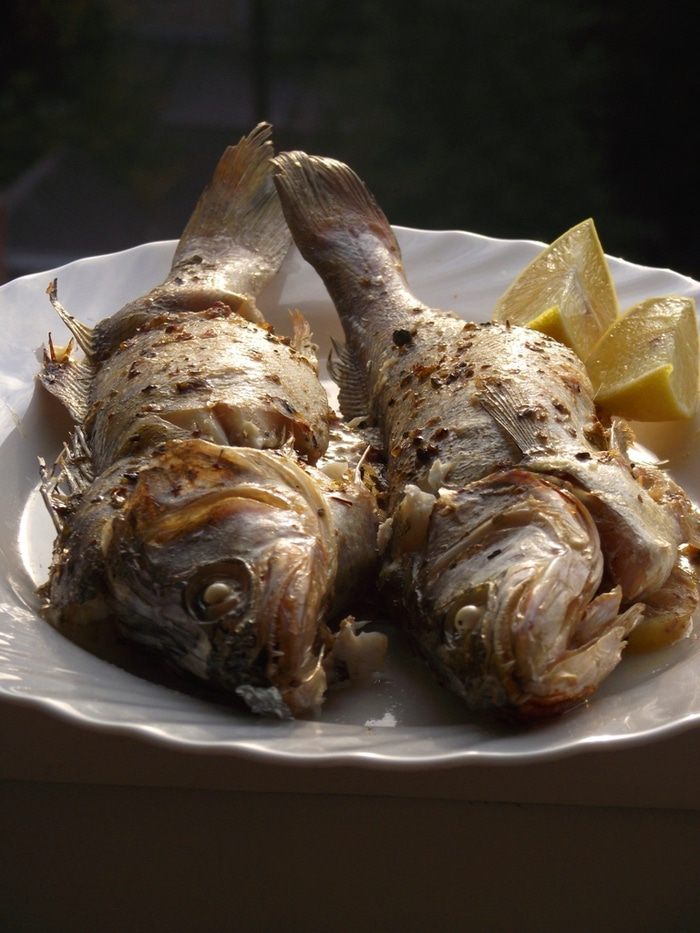 Судак, запеченный в духовке