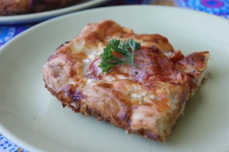 Сырный пирог с томатами