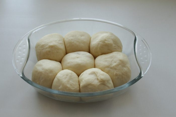 Бухтели с абрикосовым джемом